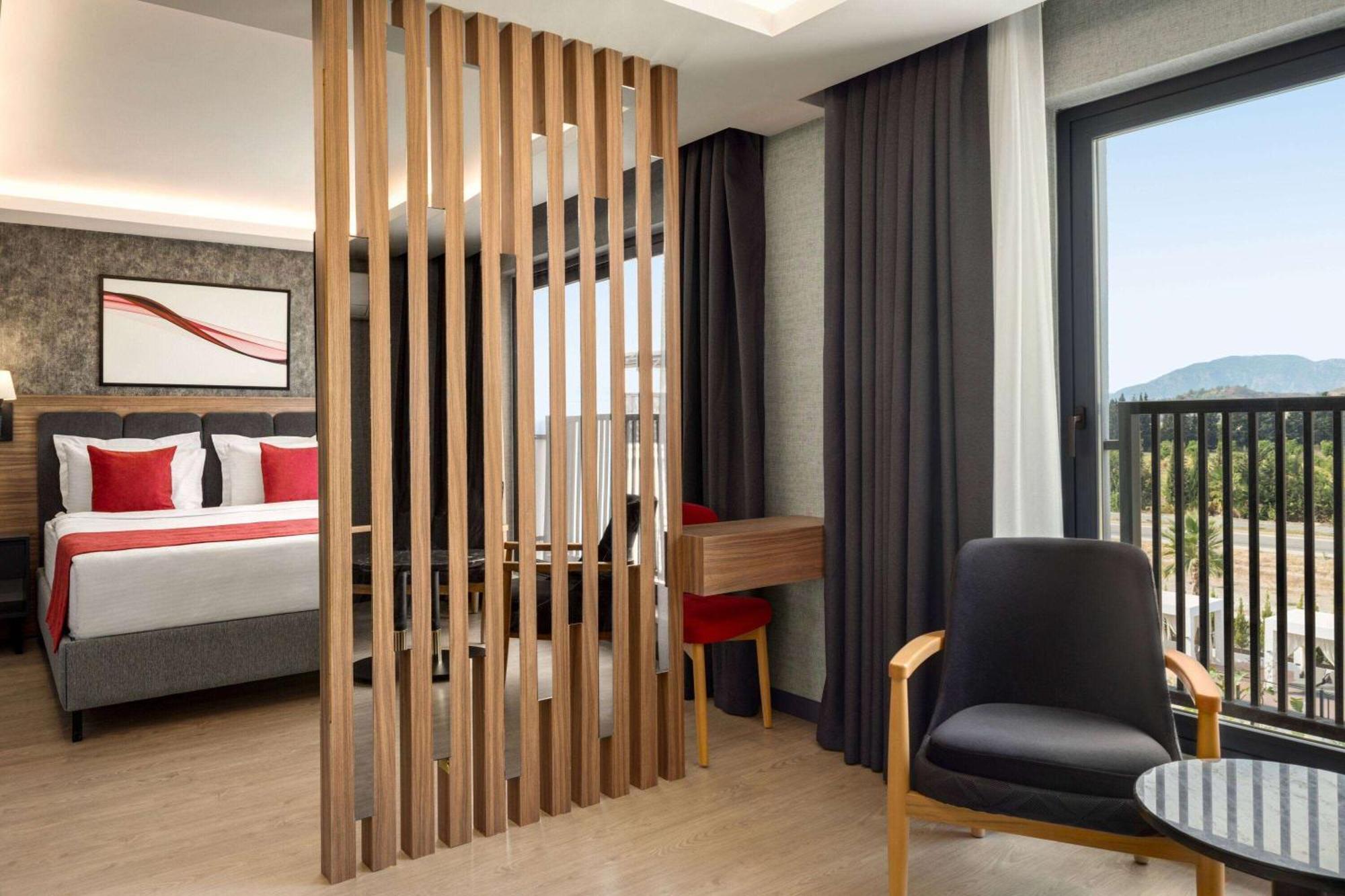 Ramada By Wyndham دالامان المظهر الخارجي الصورة