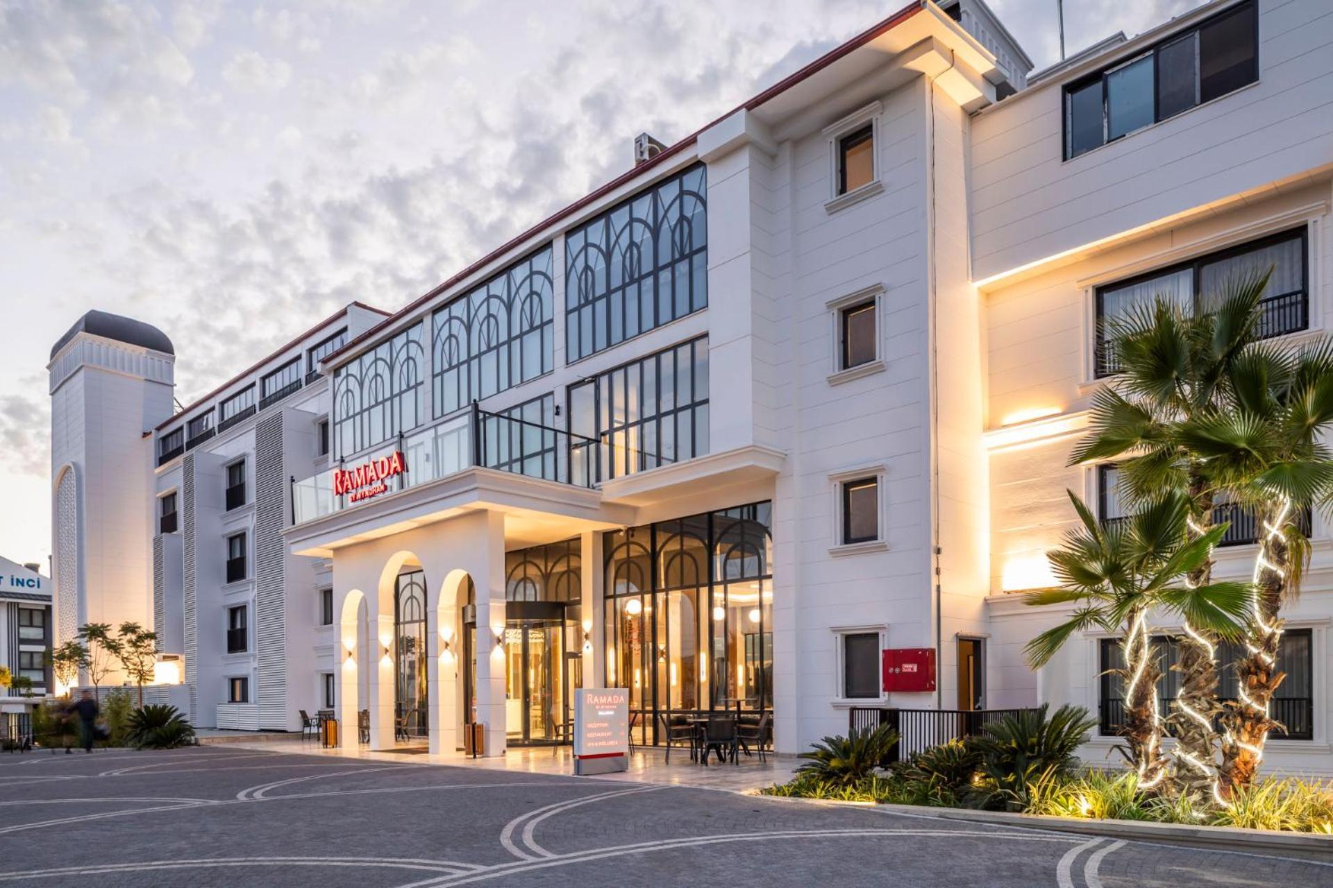 Ramada By Wyndham دالامان المظهر الخارجي الصورة